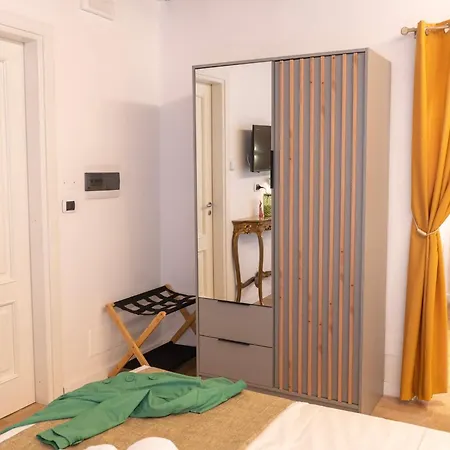 Celestino V Guest house 3*